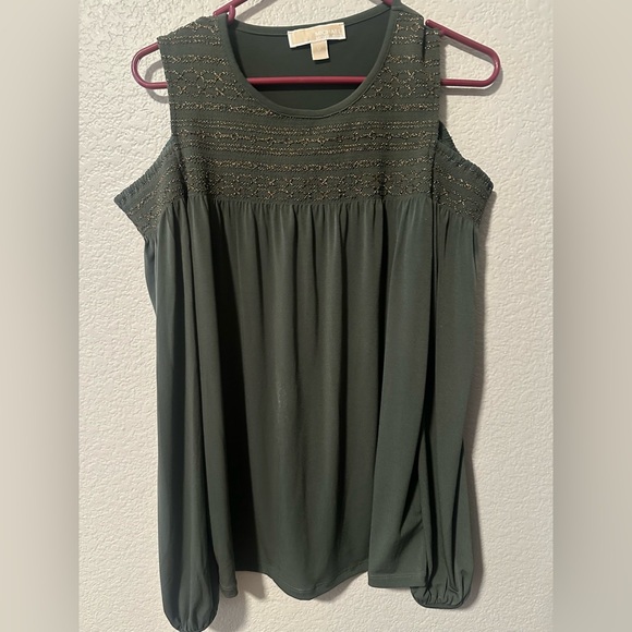 Cold-Shoulder Knit Top in Dark Green Michael Kors size M Medium - Picture 4 of 5